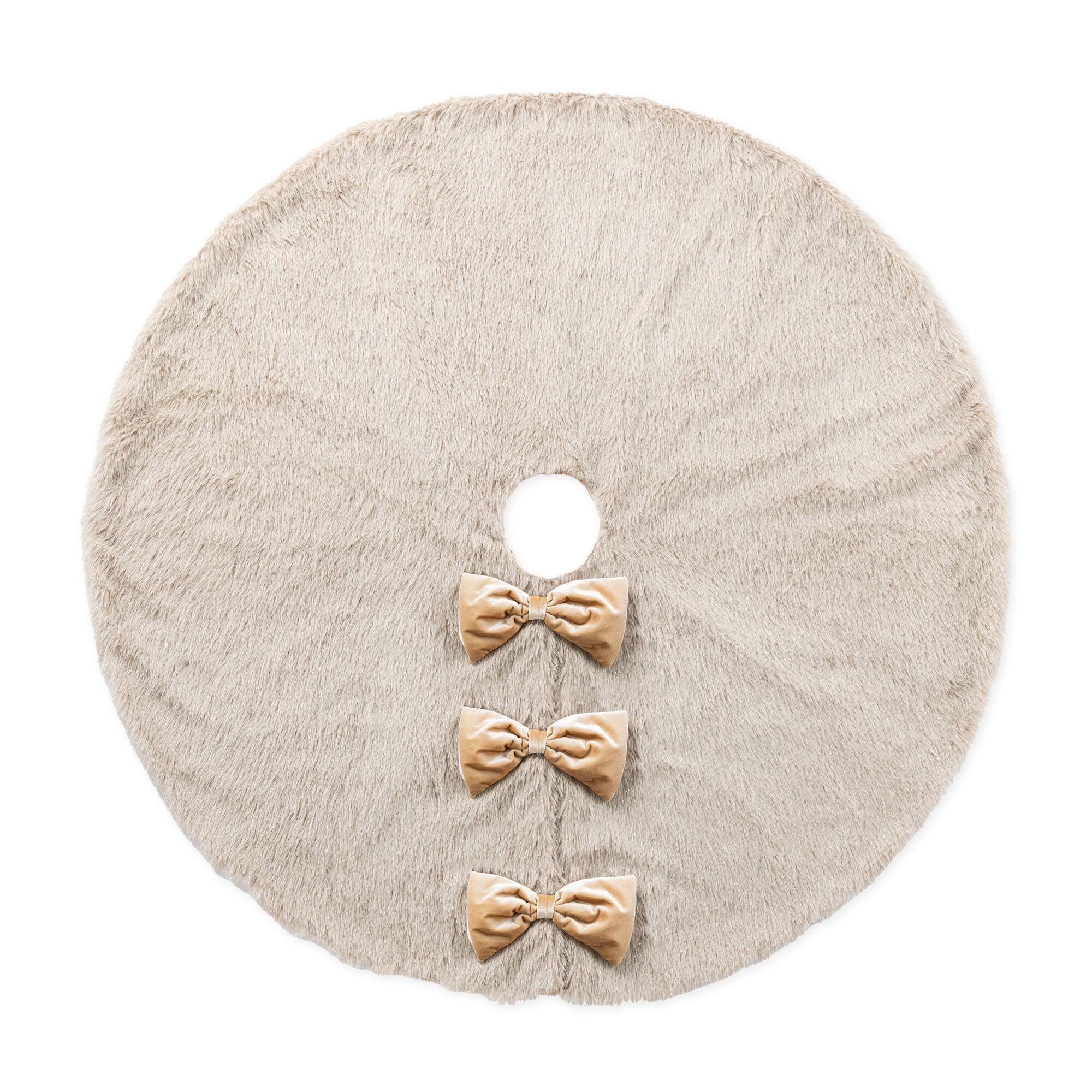 Glitzhome® 48"D Reversible Faux Fox Fur Christmas Tree Skirt